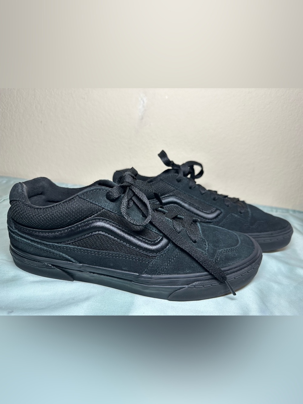 VANS Off The Wall Black Low Top Skateboarding Shoes Men's US 8.5 Medium